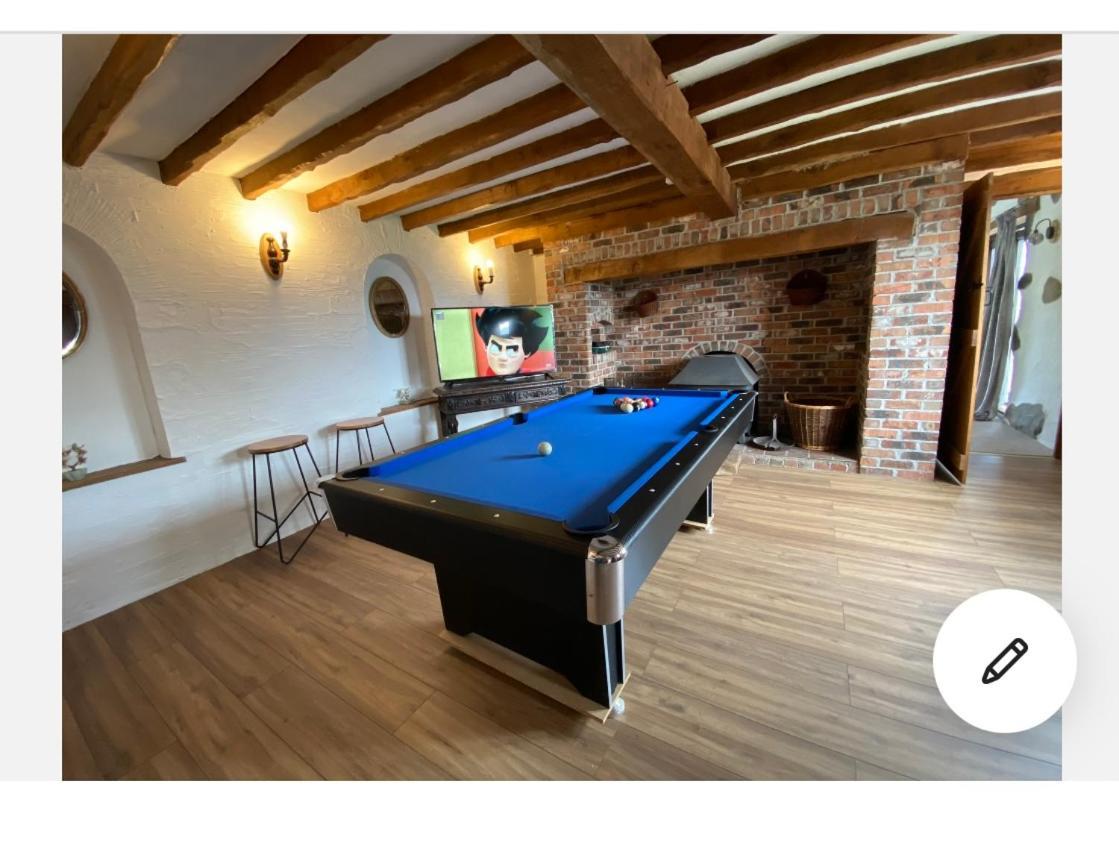 Beautiful Secluded Farmhouse With Hot Tub Barmouth Exterior foto