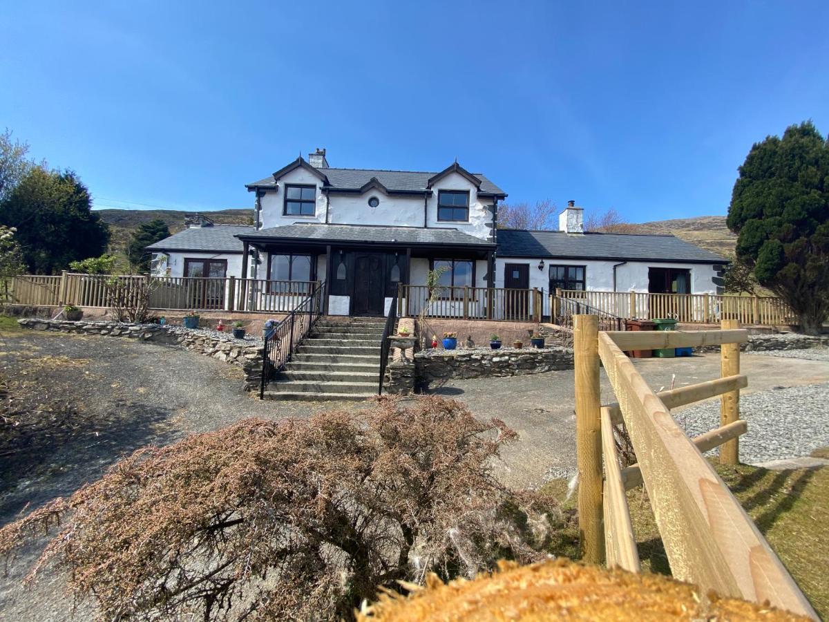 Beautiful Secluded Farmhouse With Hot Tub Barmouth Exterior foto