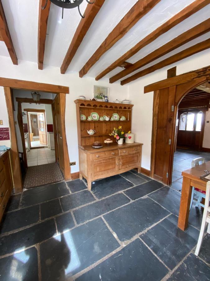 Beautiful Secluded Farmhouse With Hot Tub Barmouth Exterior foto