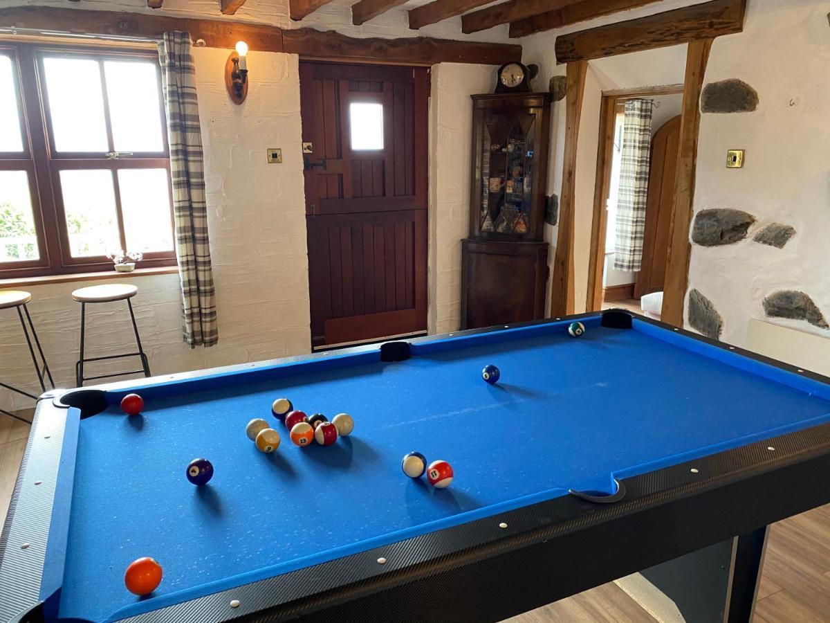 Beautiful Secluded Farmhouse With Hot Tub Barmouth Exterior foto